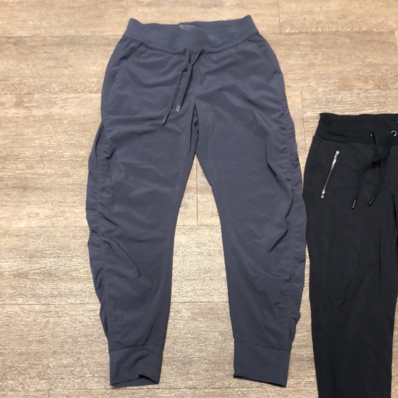 ⭐️⬇️ ATHLETA *BUNDLE* WOMEN’S ATHLETIC JOGGER/WORKOUT PANTS - Picture 4 of 13